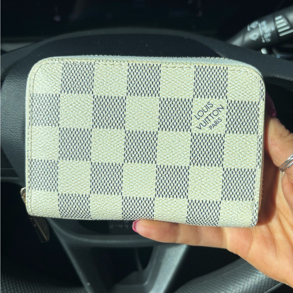 Louis Vuitton Cream Leather Wallet